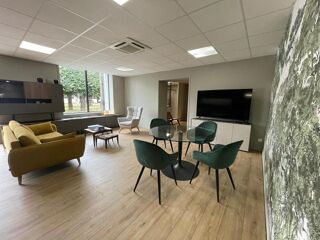  Immeuble à vendre 10 pièces 417 m²