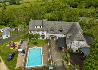  Immeuble à vendre 15 + pièces 500 m²