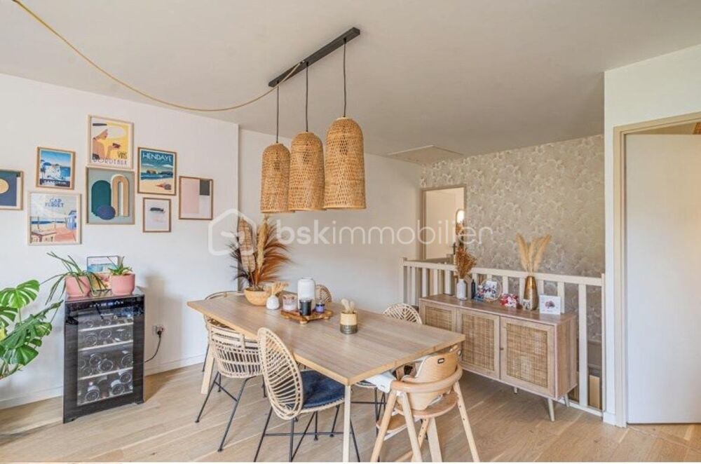 Vente Appartement Superbe Appartement T4 avec Terrasse au calme Bordeaux