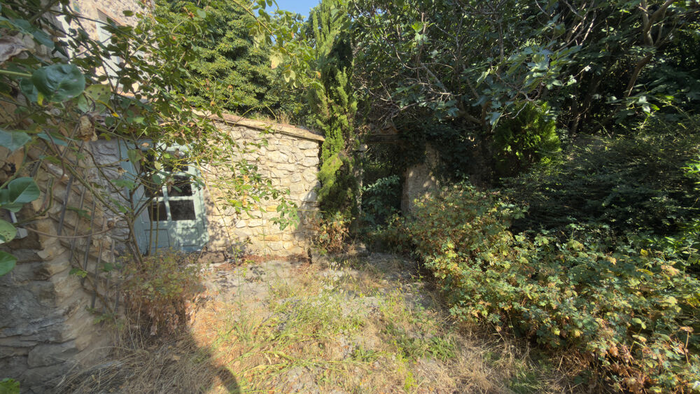 Exclusivité - Demeure dexception du XVe siècle au coeur de la Provence - Saint Trinit (Vaucluse)