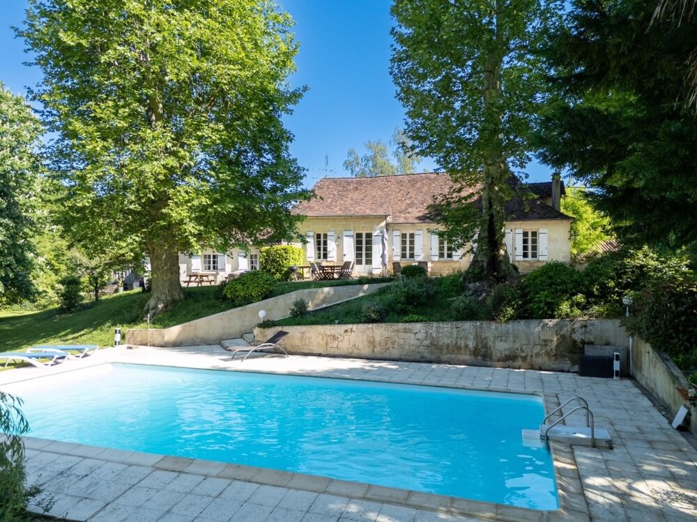 à vendre  Propriété/château Bergerac (24100)