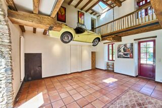  Propriété/château à vendre 8 pièces 208 m²