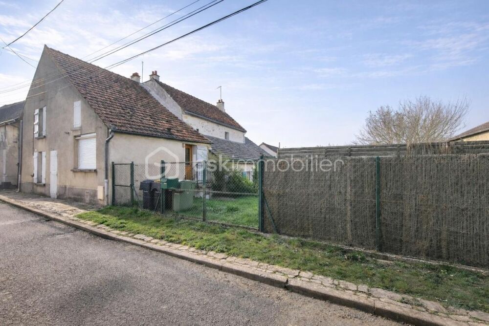 Maison de 61m², 2 chambre et 1 bureau avec jardin