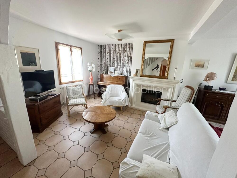 Vente Maison Maison familiale au calme avec grand terrain plat de plus de 1 000 m² Berthecourt