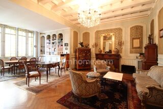  Appartement  vendre 8 pices 229 m