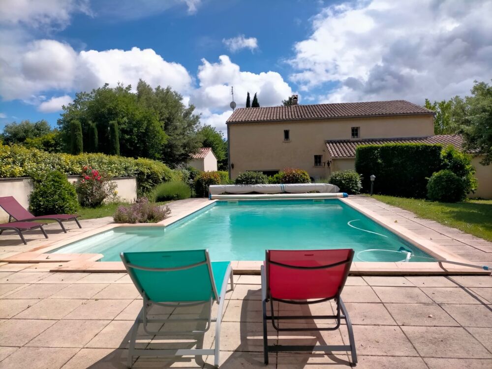 Vente Maison Maison de caractère 6 pièces – 4 chambres – piscine 10×5 sur 1 800 m² arborés et clos Richerenches