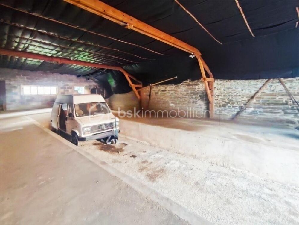 Vente Immeuble Janzé centre-ville – Hangar 160 m² – Projet loft ou logements – Terrain 549 m² Janze