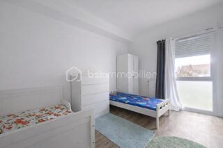  Appartement � vendre 5 pi�ces 85 m�