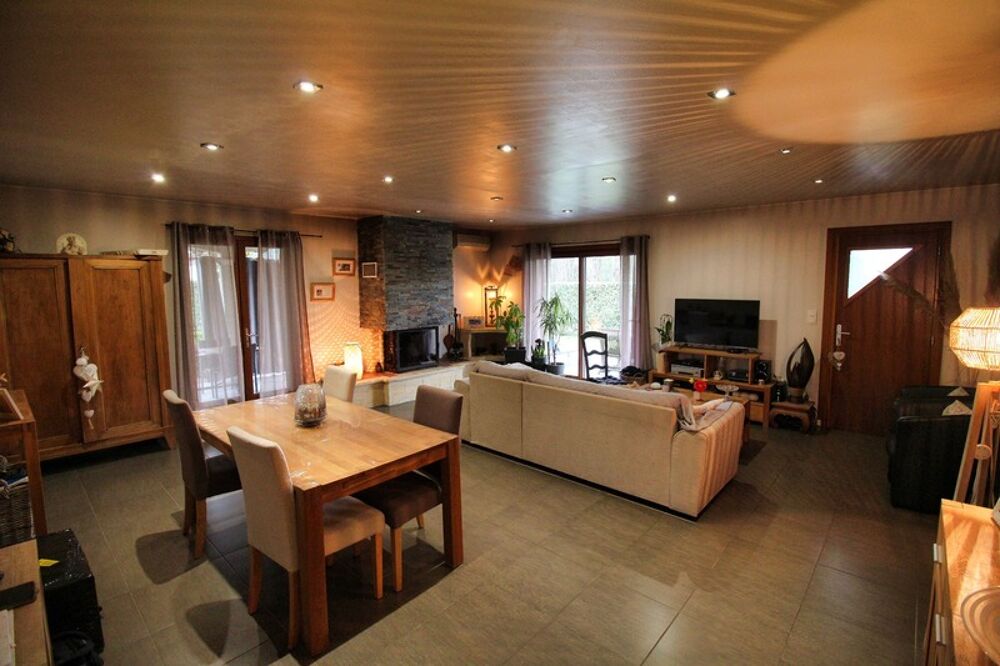 Maison familiale 142 m²  4 chambres  Grand terrain  Quartier calme