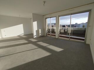  Appartement à louer 5 pièces 98 m²