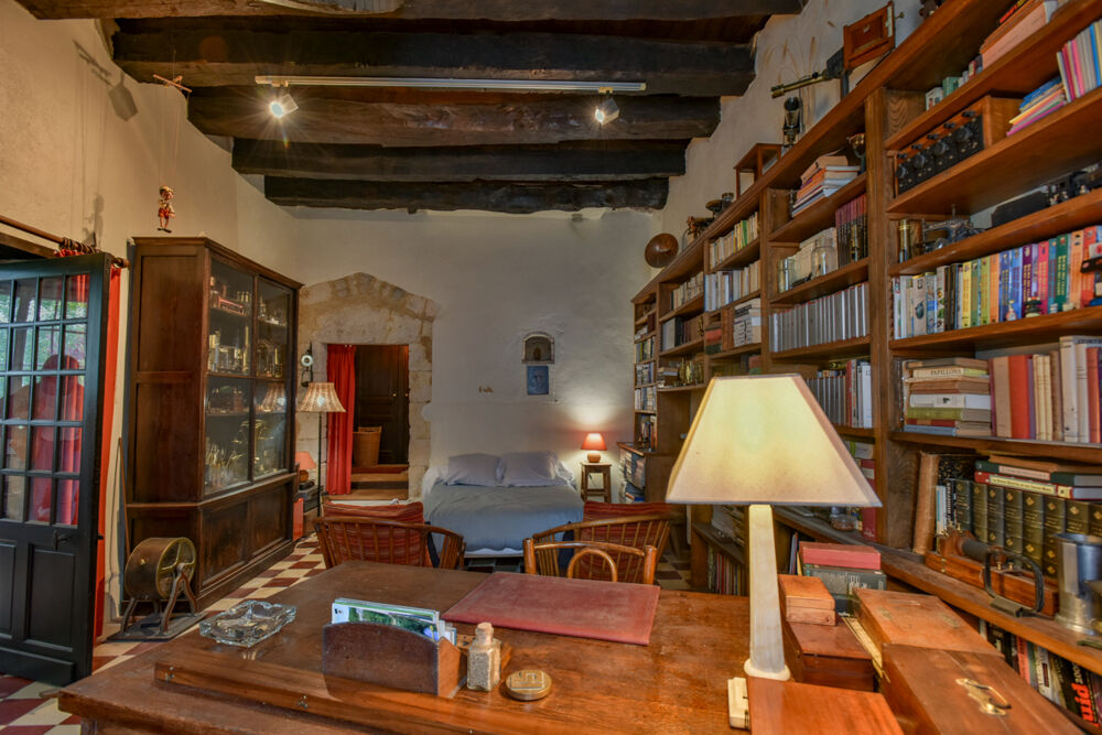 Maison de caractere, début XIXieme siecle, 9 pièce(s) 3ch, 200 m2, grange, 2100 m2 terrain