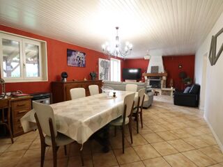  Maison  vendre 6 pices 220 m