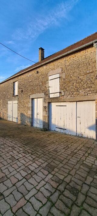  Propri�t�/ch�teau � vendre 4 pi�ces 322 m�