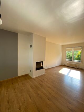  Maison à louer 4 pièces 90 m²