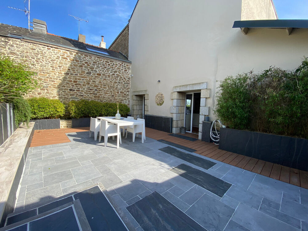 MAISON EN PIERRE 300 M² - 12 PIECES