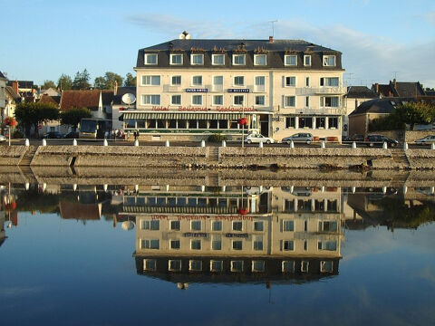 Fonds de commerce à vendre MONTRICHARD (41) 834500 41400 Montrichard