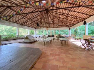  Propriété/château à vendre 15 + pièces 596 m²