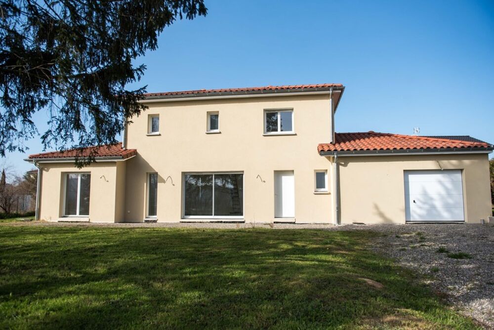 GENAY (69) à vendre Maison individuelle 2025 de 128 m², 4 chambres dont Suite parentale RDC, garage et Terrain plat