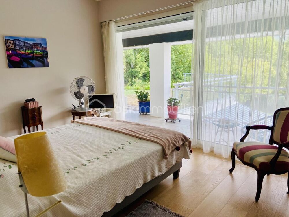 à vendre  Propriété/château Urrugne (64122)
