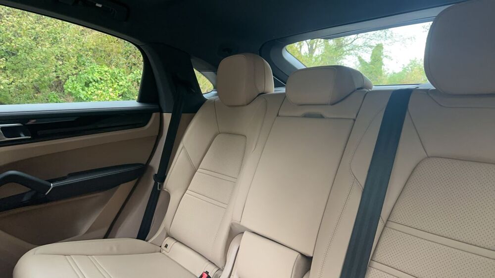 Cayenne III 3.0 461 E-Hybride AWD BVA8 . 2021 occasion 69140 Rillieux La Pape