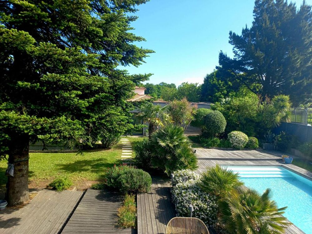 La Baule, Maison au calme sur terrain de 1500 m2 avec piscine