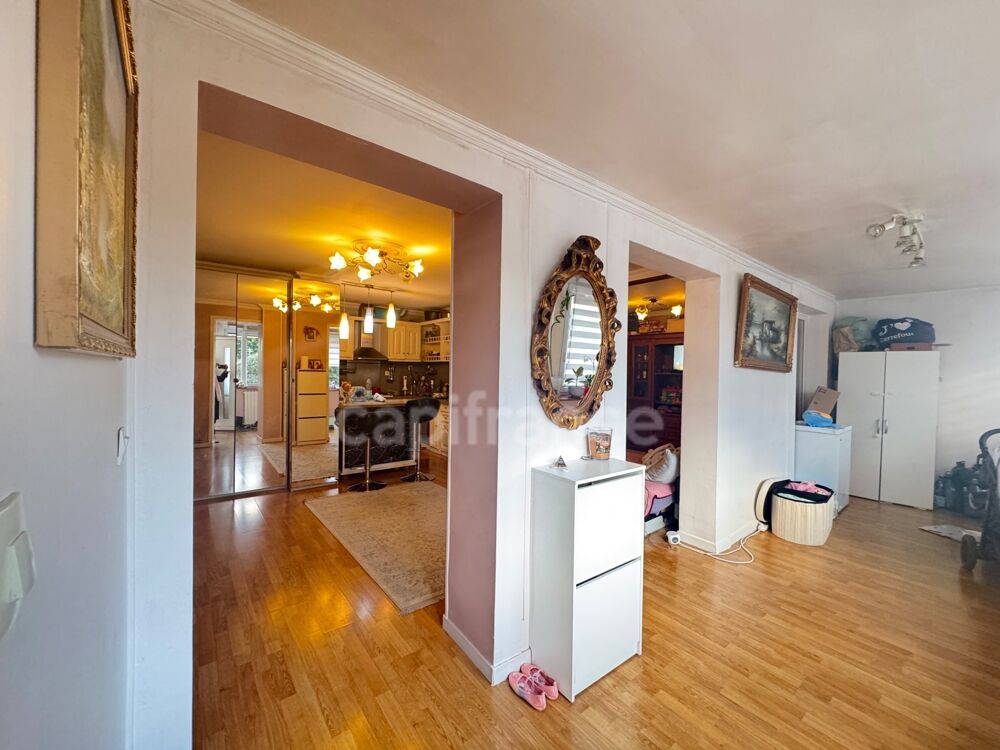 Grande VILLA de 12 pièces à vendre - 246 m² - Maison Familiale ou IMMEUBLE DE RAPPORT - 5 Appartements possible avec jardin et 4