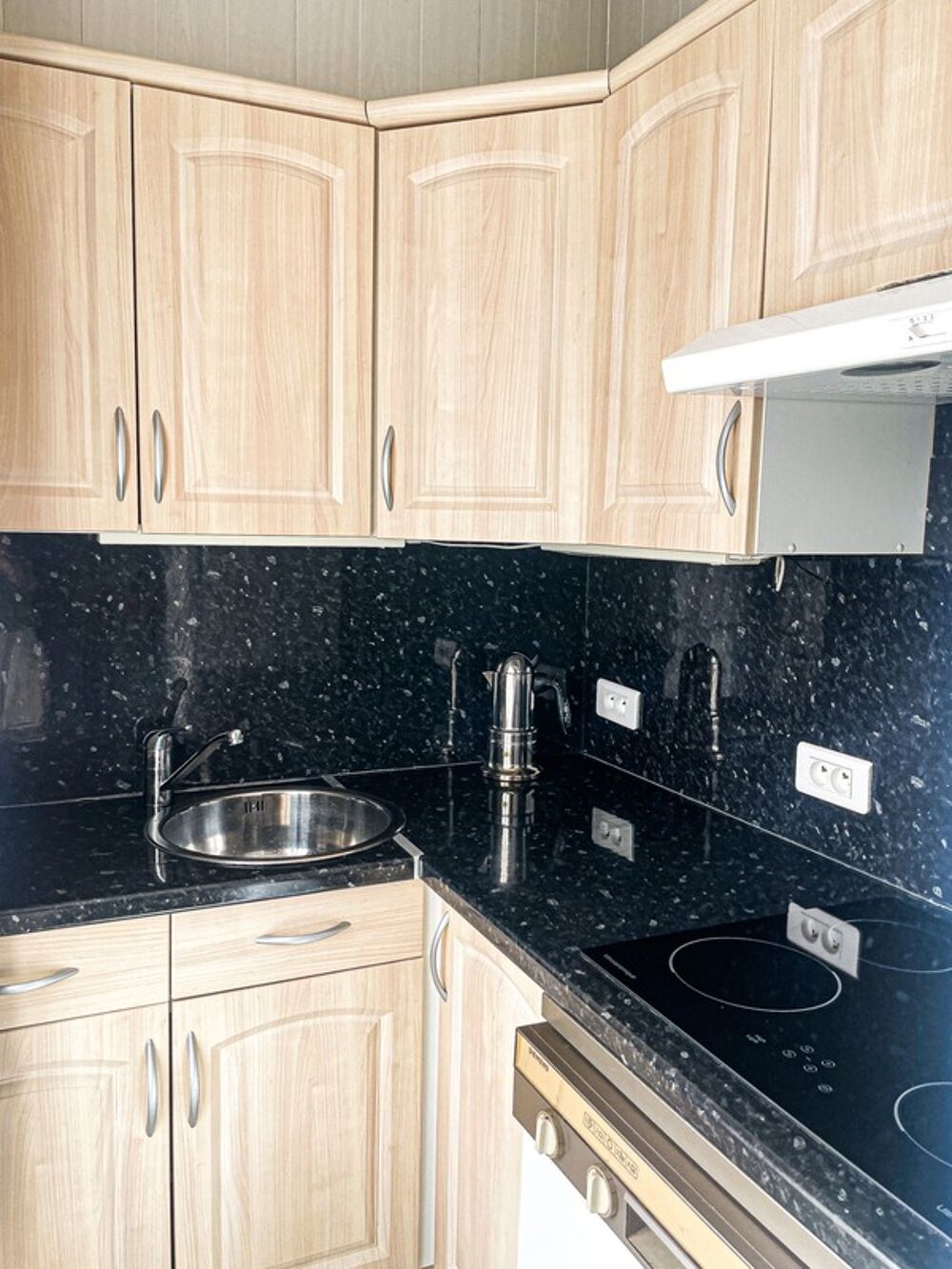 AUDRESSELLES, Dpt Pas-De-Calais(62) à 300m de la plage à vendre appartement 32m2,1chambre, place de parking, cave