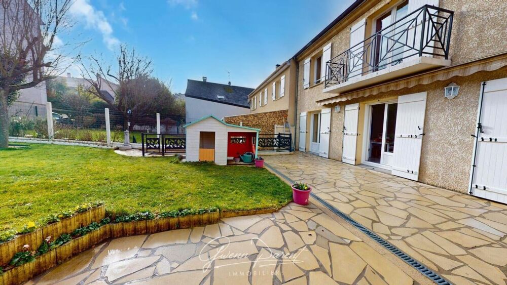Secteur Centre/Bas-Coteau - Maison familiale 8P (6 chambres + bureau + sous-sol intégral)