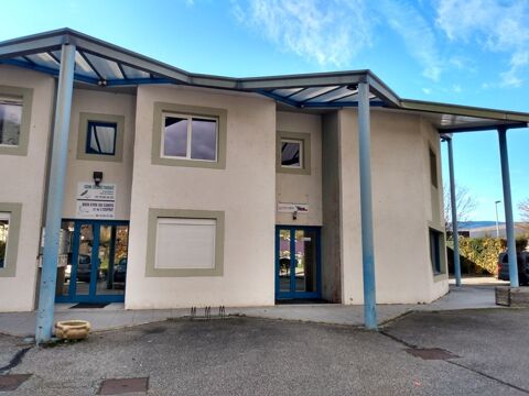   Dpt Savoie (73), à louer CHALLES LES EAUX local 52 m² 