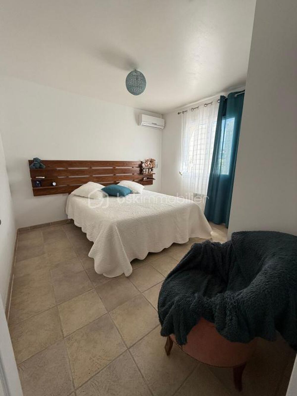 � vendre  Villa Pouzolles (34480)