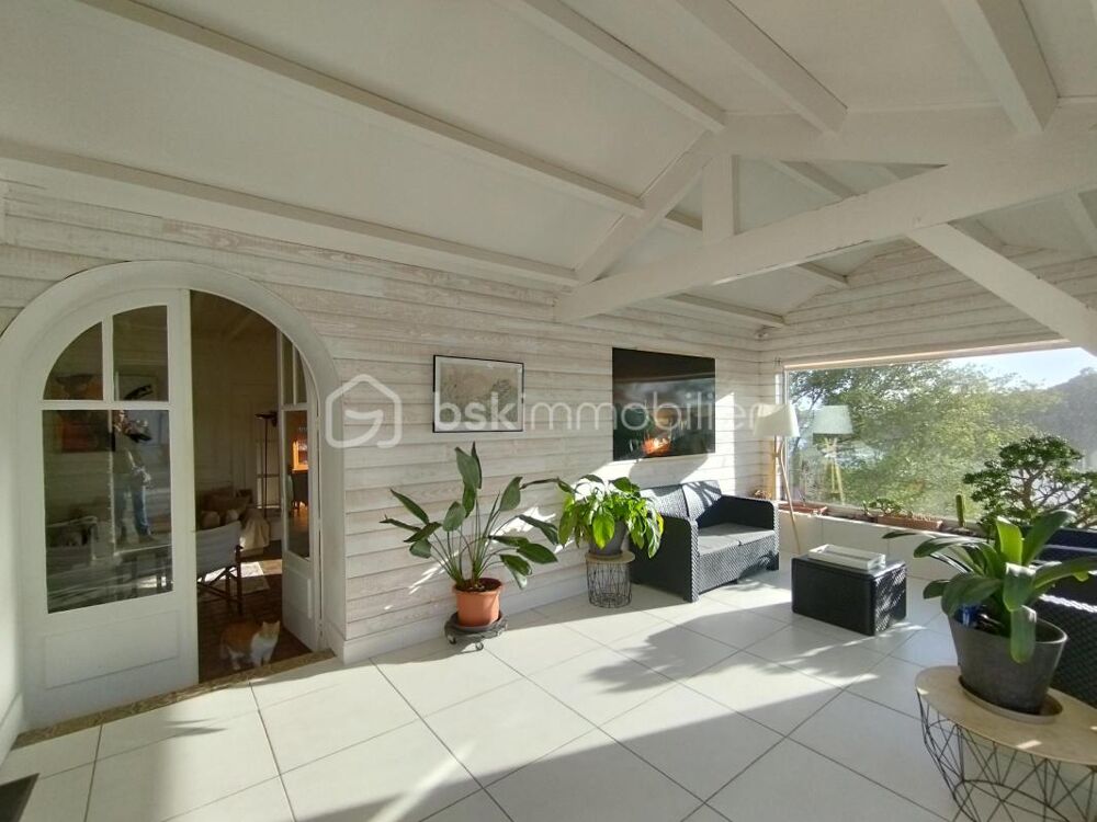à vendre  Propriété/château La Roche-Bernard (56130)