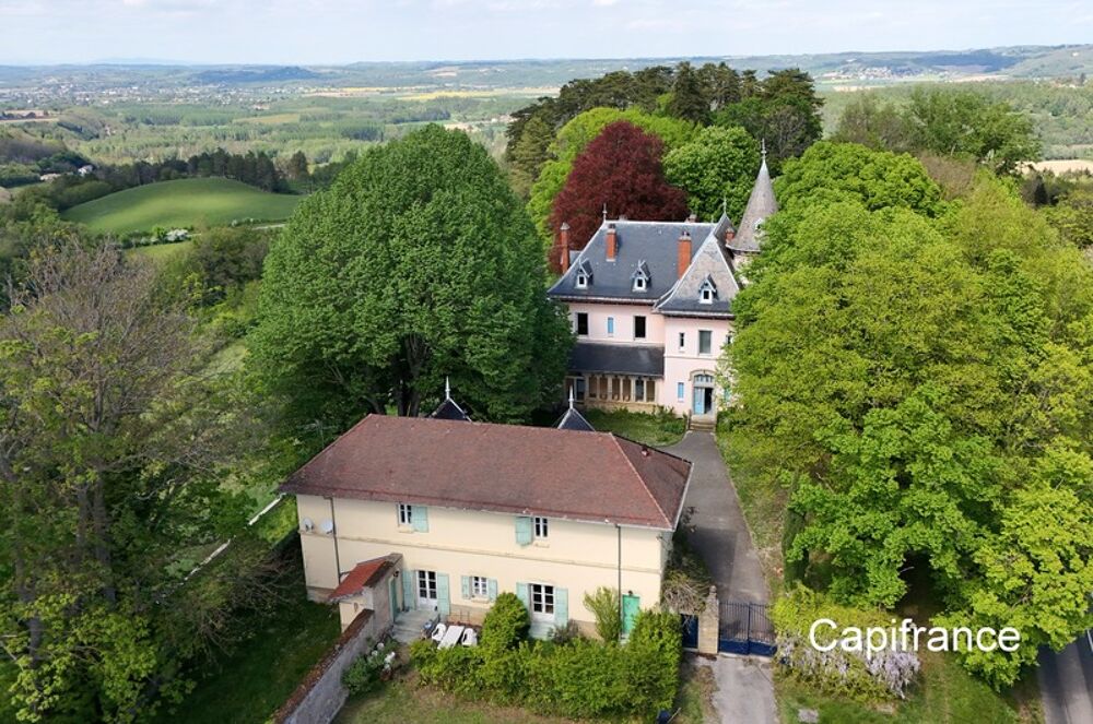 Dpt Isère (38), à vendre à EYZIN PINET propriété de 600 m² sur un Terrain de 1,20 Ha