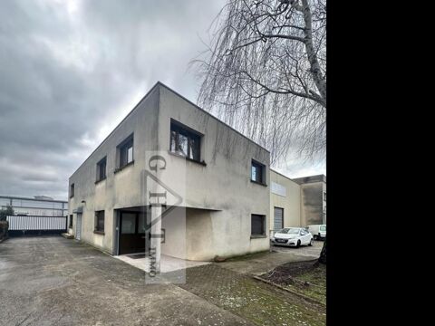LOCAL PROFESSIONEL 300M² A RIS-ORANGIS 3700 91130 Ris orangis