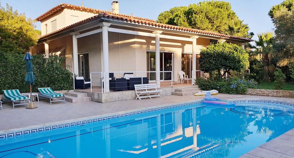 Villa d'exception au Grau d'Agde - Piscine chauffée, proche de la plage