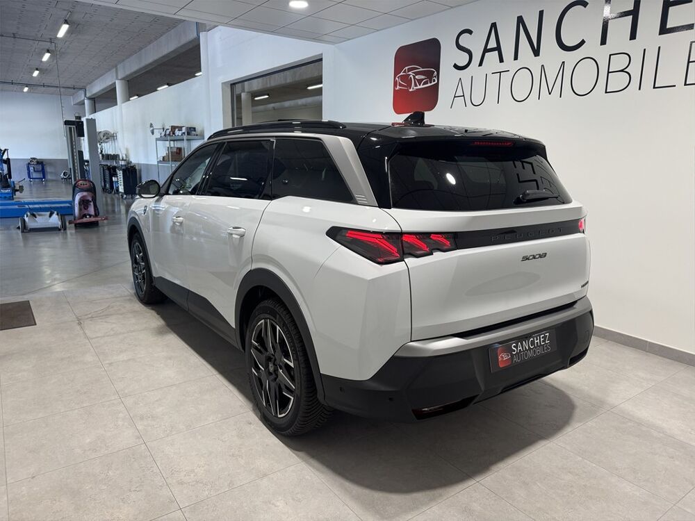 5008 III 1.2 HYBRID 145 DCS6 GT EXCLUSIVE 2026 occasion 52000 Chamarandes-Choignes