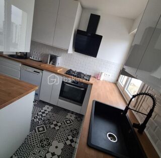  Appartement à louer 5 pièces 105 m²