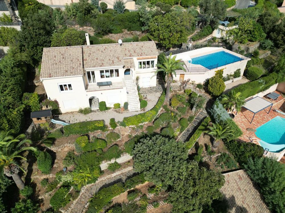 Vente Villa Villa vue mer panoramique sur Saint-Tropez Sainte maxime
