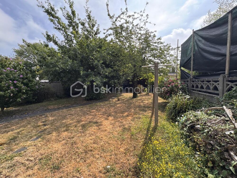 Maison familiale 4 pièces  3 chambres  Terrain de plus de 440 m²