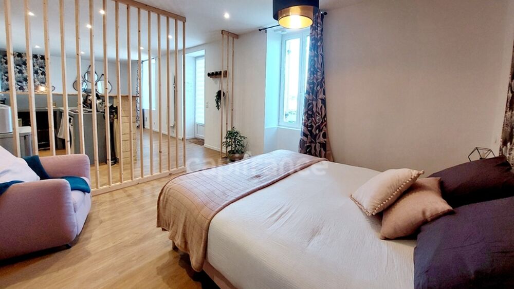 Ensemble immobilier 185m², 3 habitations indépendantes, grange, garage, love room, bonne rentabilité financière