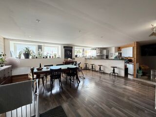  Maison � vendre 10 pi�ces 350 m�