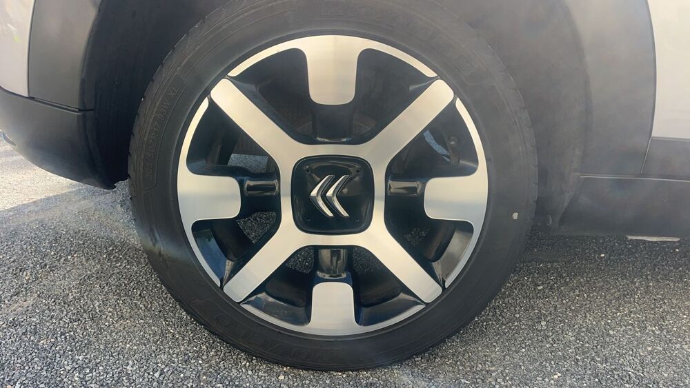 C4 cactus 1.2 PureTech 110 Shine 2019 occasion 17240 Saint Fort Sur Gironde