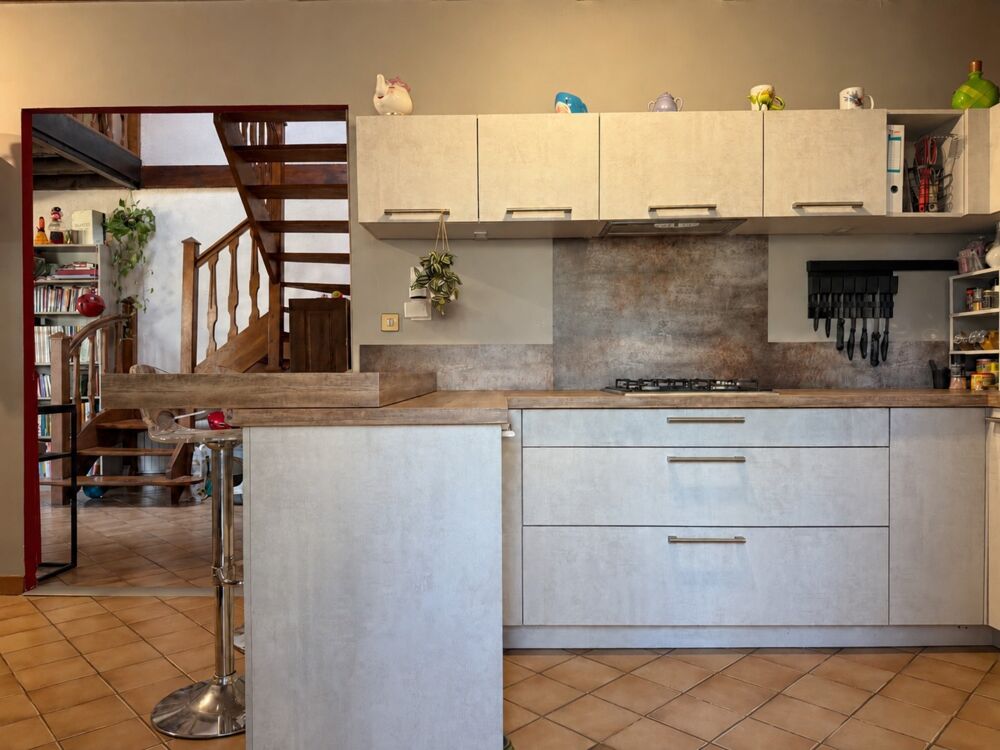 Vente Maison Maison à NÉVIAN - MAISONNETTE EN DUPLEX 163 M², 4 À 5 CHAMBRES, COUR ET GRANDE TERRASSE Nevian