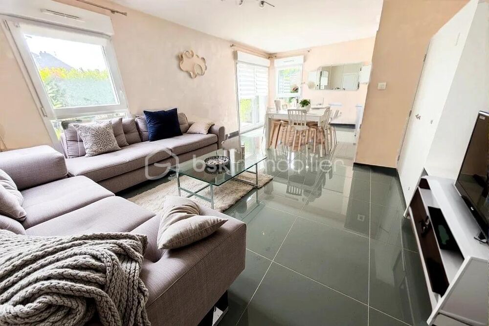 Vente Maison Une maison lumineuse, fonctionnelle et parfaitement située. Parfaite pour une famille Dury