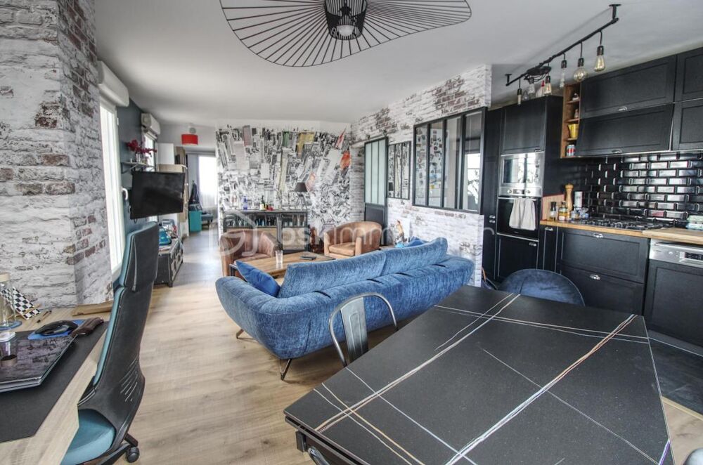 Vente Appartement APPARTEMENT 3 PIÈCES AVEC 2 TERRASSES, PARKINGS ET CAVE Guyancourt