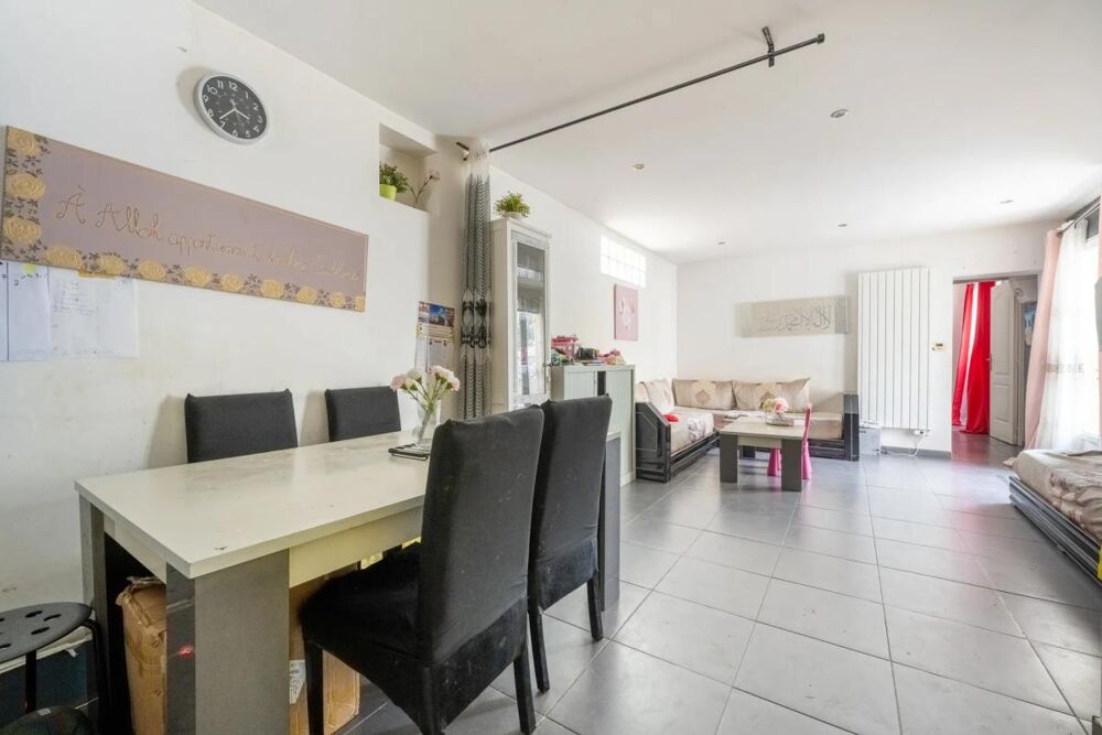 Vente Maison Maison de 6 pièces de 131 m2 dont une dépendance de 40 m2 en vente à Argenteuil - Idéal pour familles Argenteuil