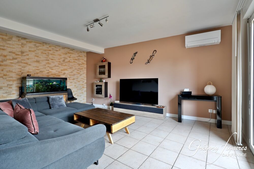 Vente Appartement À vendre – Beau duplex 3 pièces de 78,19 m² au dernier étage, avec balcon, garage et place de parking privative Saint andeol le chateau