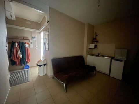   NOGENT SUR VERNISSON - LOCATION LOCAL COMMERCIAL 45 m², COIFFURE, ESTHETIQUE 