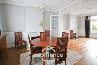  Maison  vendre 6 pices 230 m