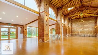  Propriété/château à vendre 15 + pièces 262 m²