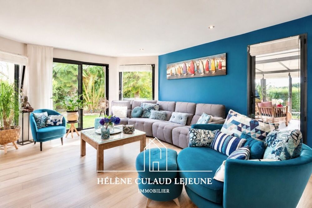 MAISON CONTEMPORAINE - 157 m² - SAINT AVÉ